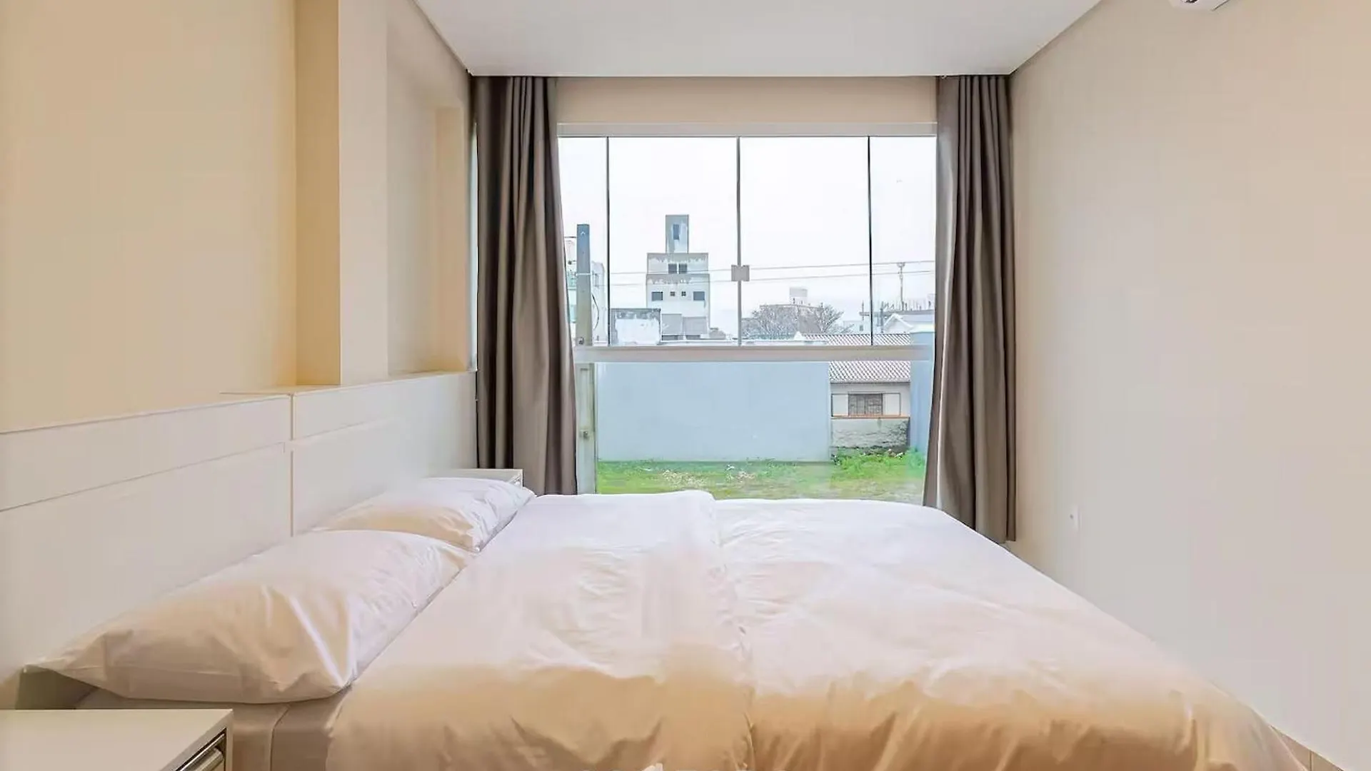 Apto 2Q C/ Churrasq A 600M Do Mar Rvl118 Bombinhas Ferienhaus